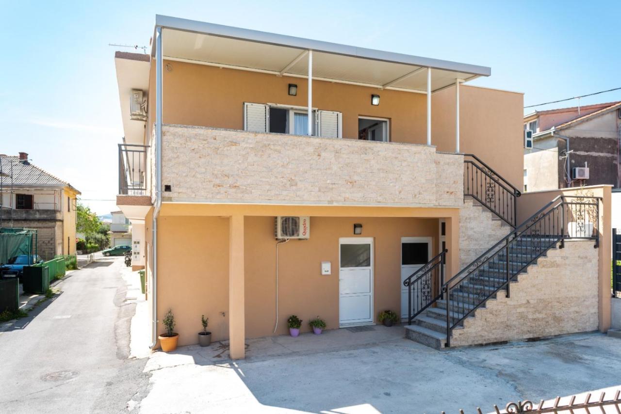 Apartment Vuletin Kaštela Exterior foto
